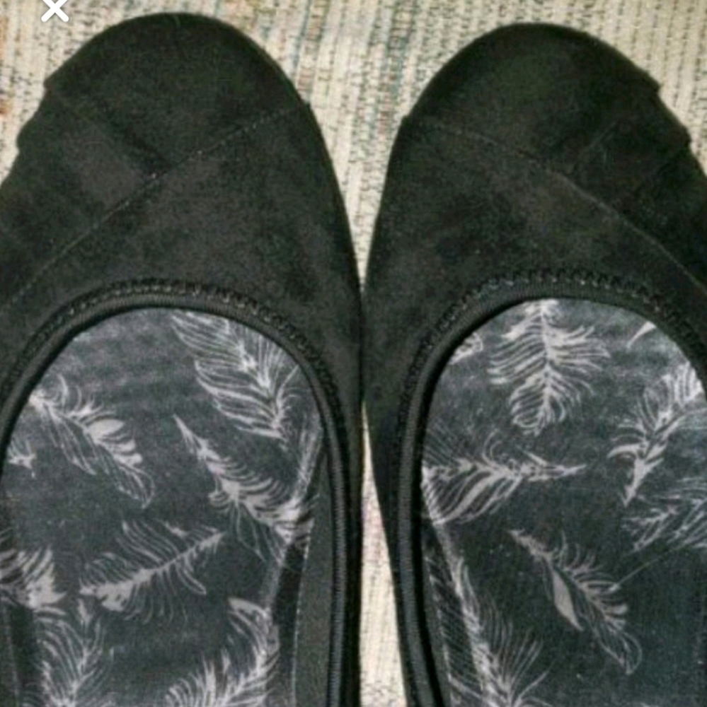 Sketchers Memory Foam Flats - image 1